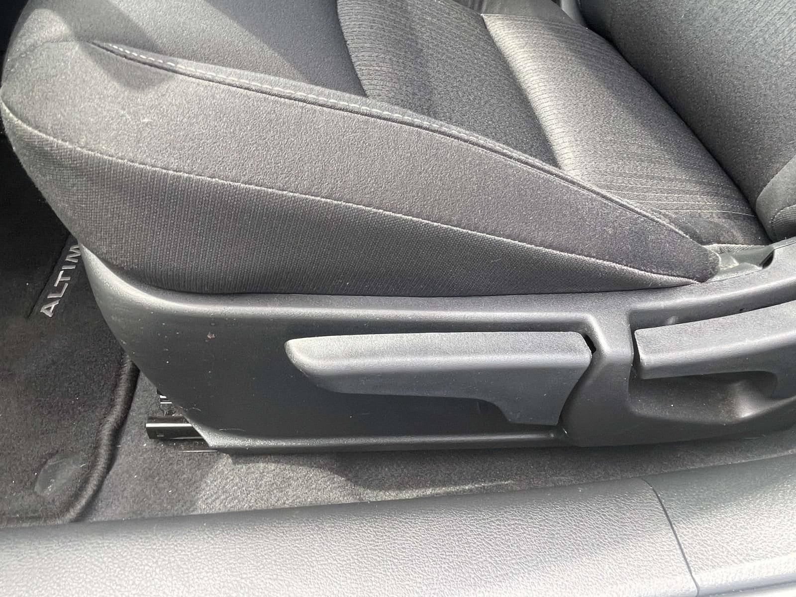 Used 2022 Nissan Altima 2.5 S FWD image 13