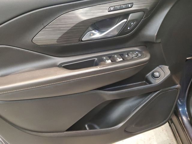 Used 2019 GMC Terrain SLT w/ Preferred Package image 11