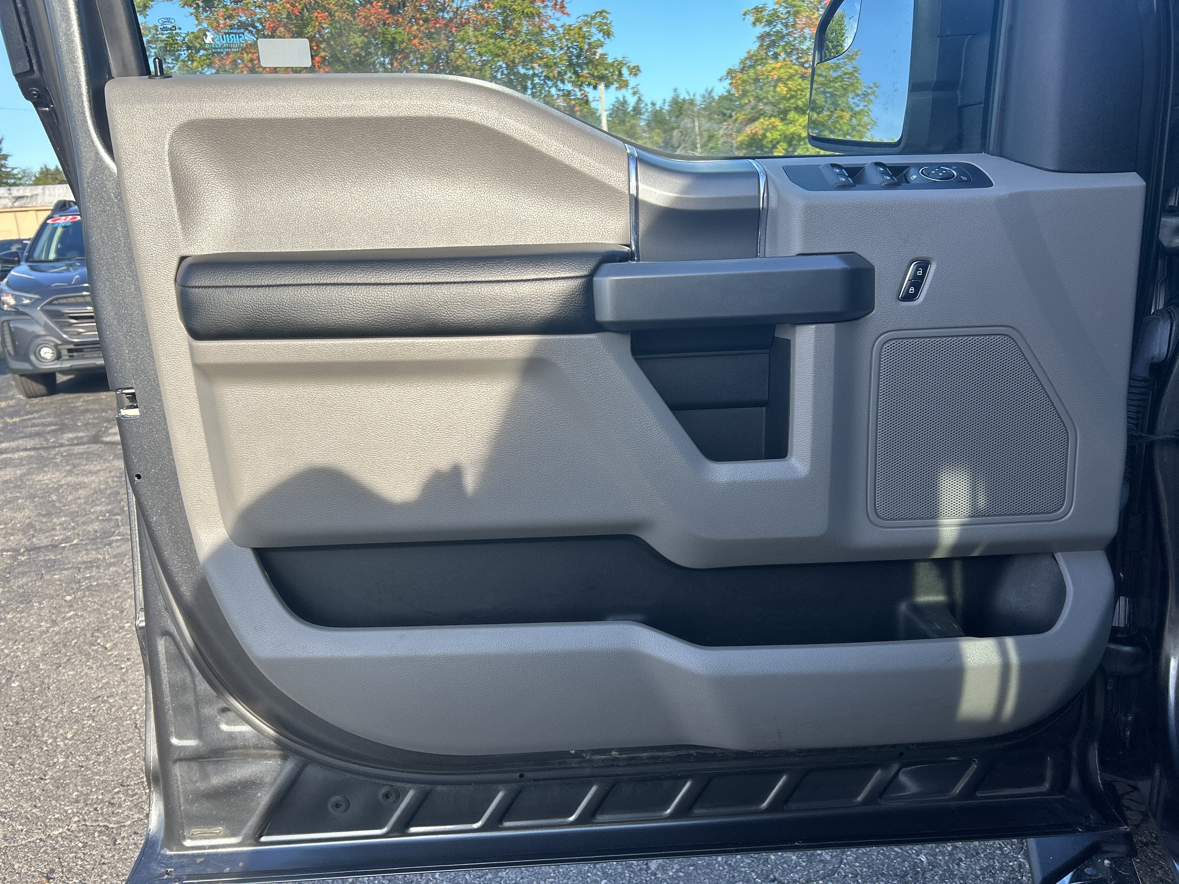 Used 2016 Ford F150 XLT w/ XTR Package AWD/4WD image 9