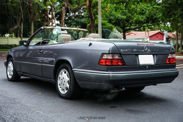 Used 1995 Mercedes-Benz E 320 Convertible image 6