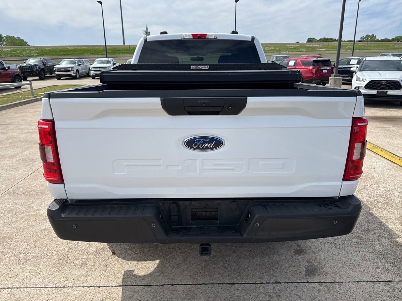 Used 2022 Ford F150 XL w/ Trailer Tow Package image 9