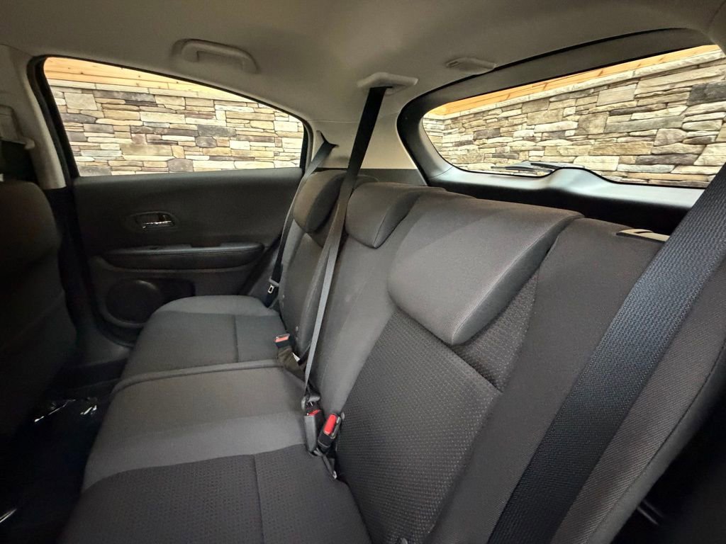 Used 2020 Honda HR-V LX image 27