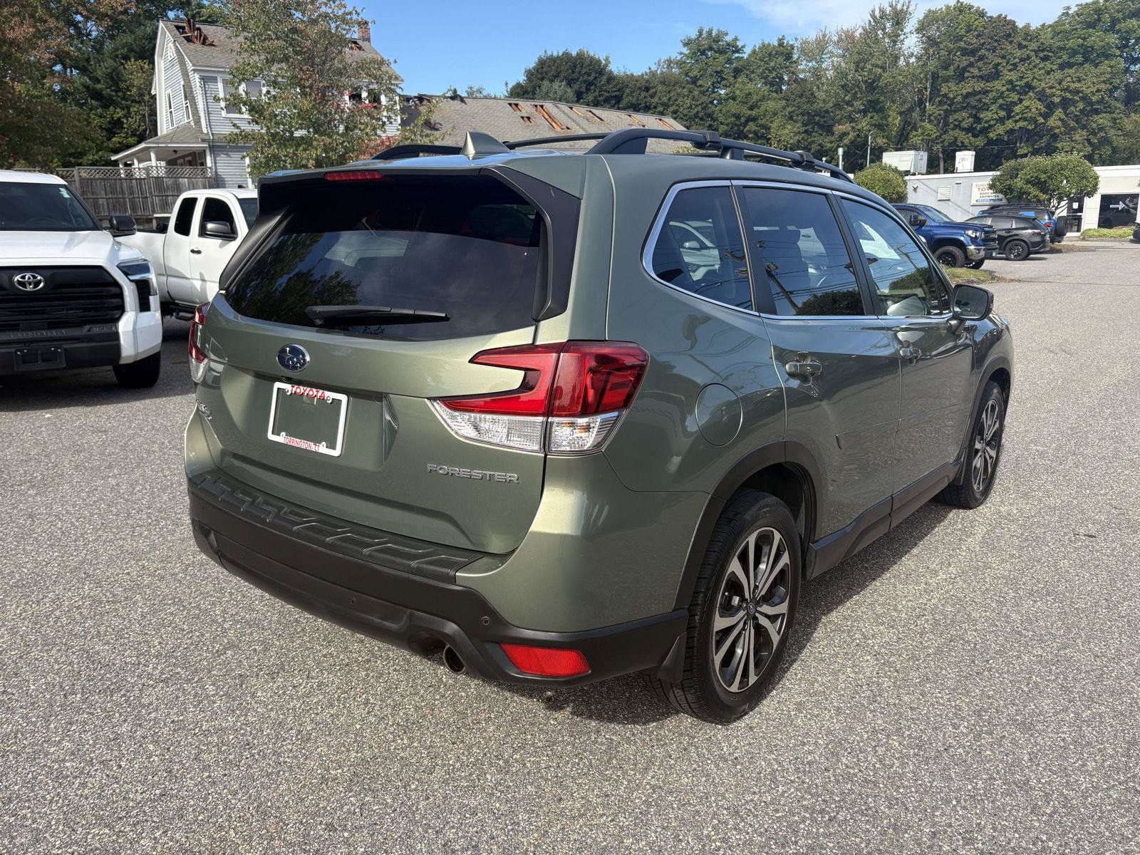 Used 2020 Subaru Forester Limited AWD/4WD image 7