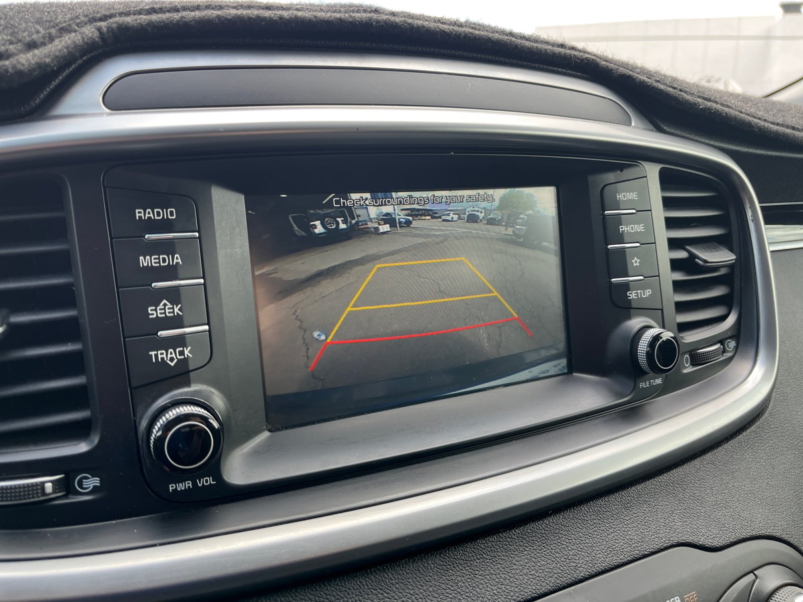 Used 2019 Kia Sorento L FWD image 23