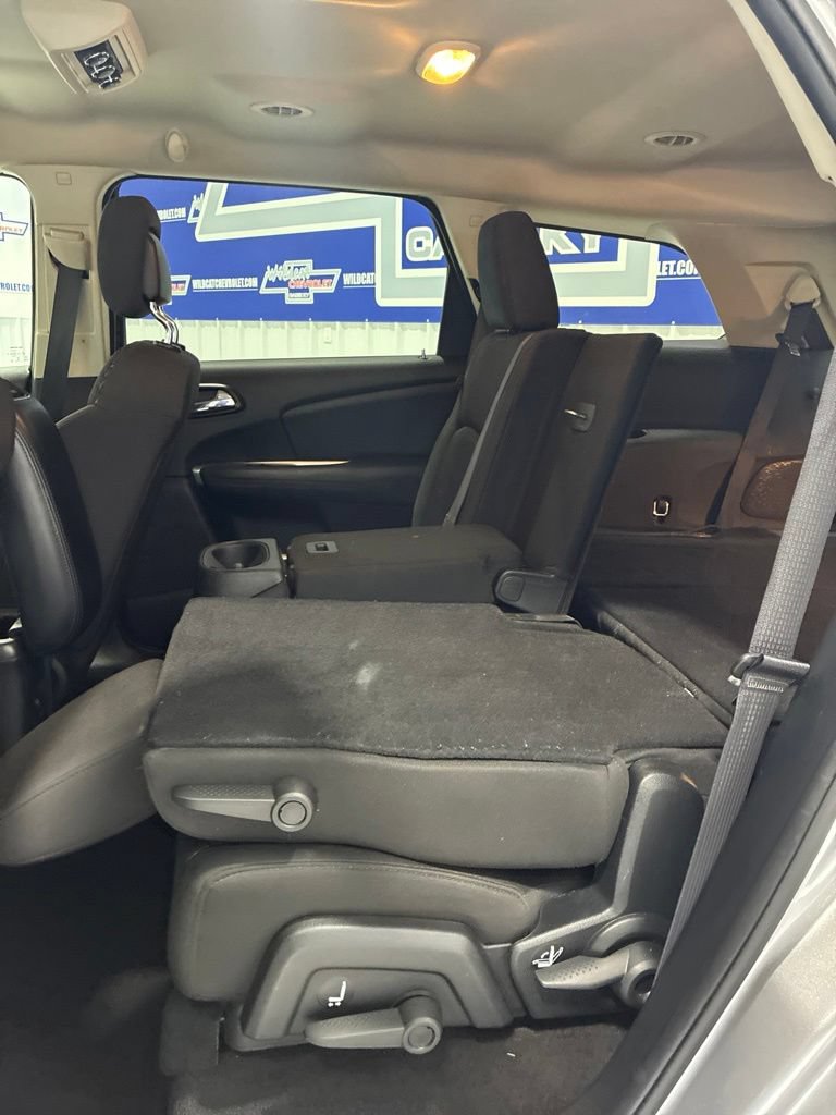 Used 2017 Dodge Journey SE w/ Flexible Seating Group FWD image 26