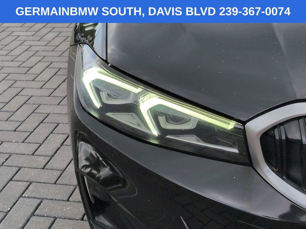 Used 2024 BMW 330i xDrive Sedan AWD/4WD image 11