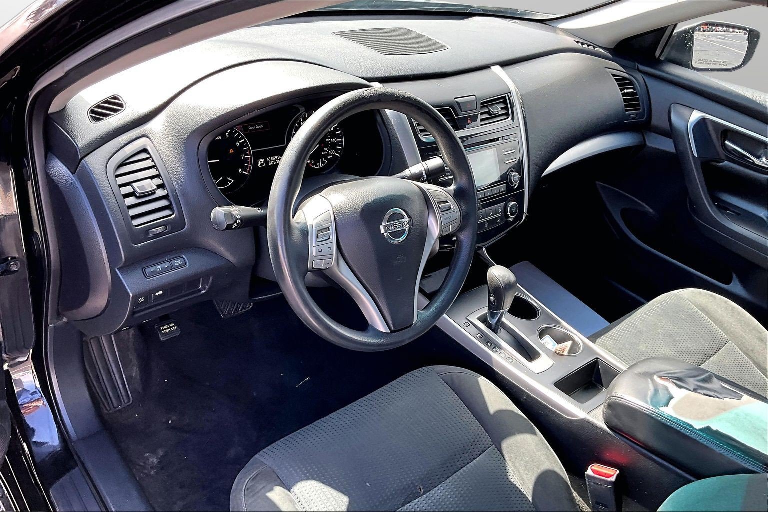 Used 2015 Nissan Altima 2.5 S w/ Sport Value Package FWD image 19
