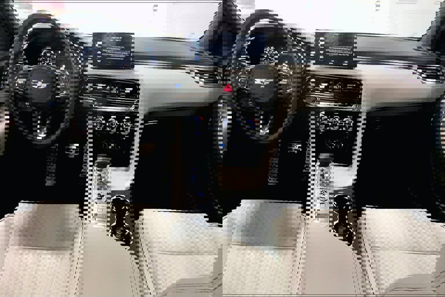 Used 2023 Genesis G70 2.0T w/ Sport Prestige Package image 9