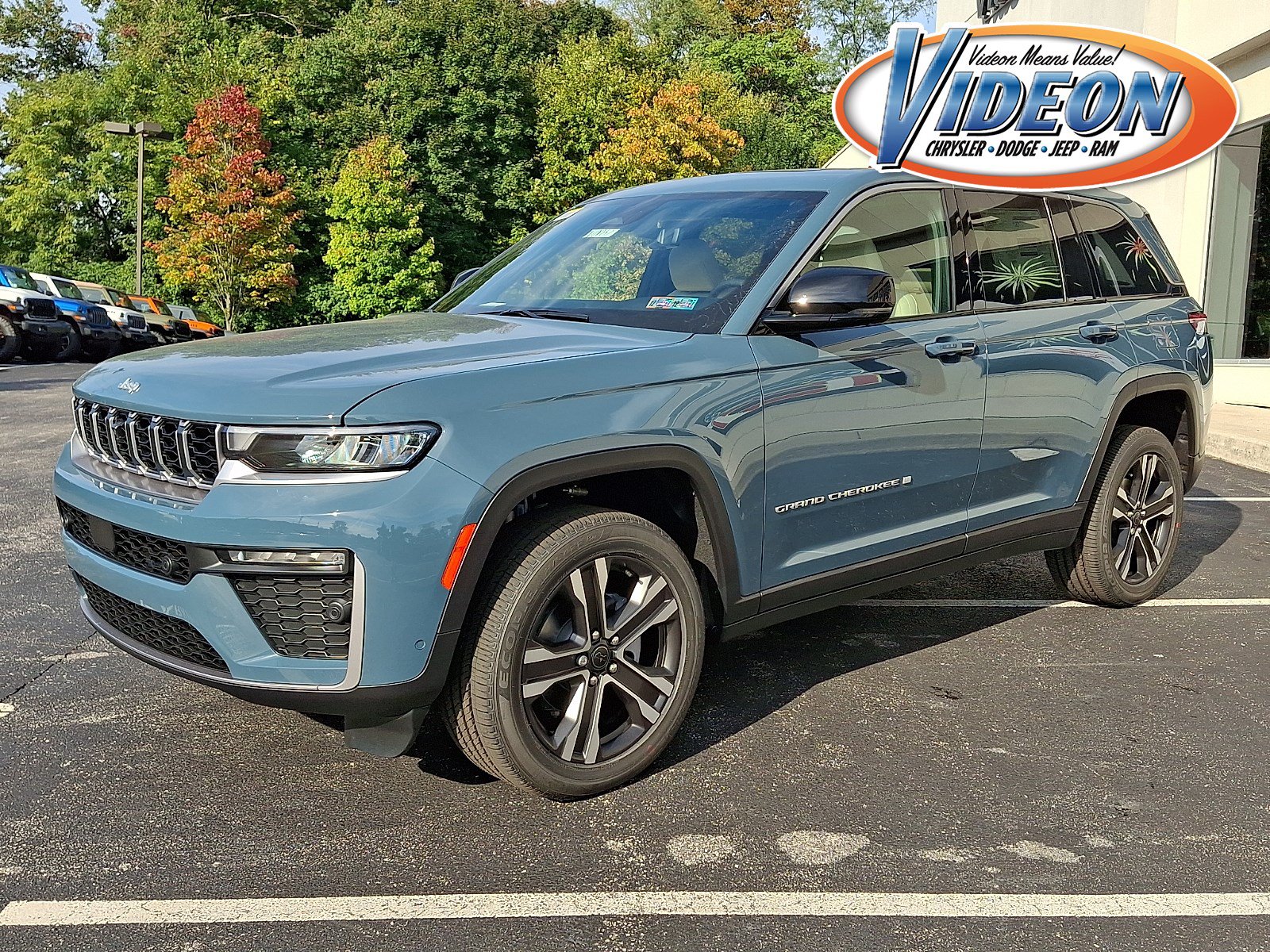 New 2027 Jeep Grand Cherokee Limited