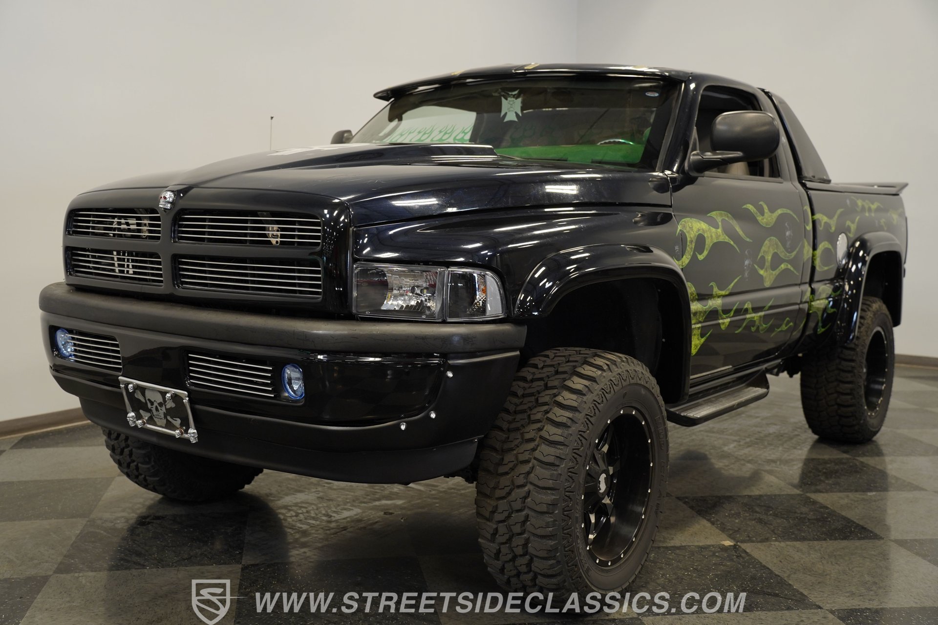 Used 1995 Dodge Ram 1500 Truck 4x4 Regular Cab image 19