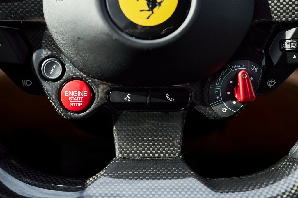 Used 2018 Ferrari GTC4Lusso image 55