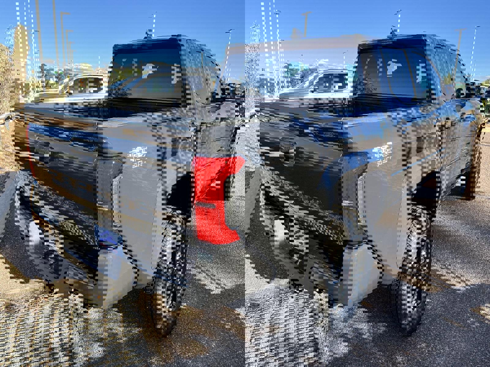 New 2025 Toyota Tacoma 4x4 Double Cab image 5