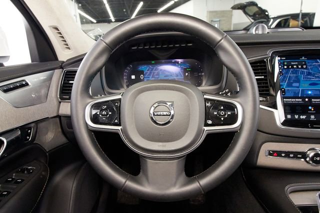 Used 2025 Volvo XC90 T8 Ultra w/ Lounge Package AWD/4WD image 9