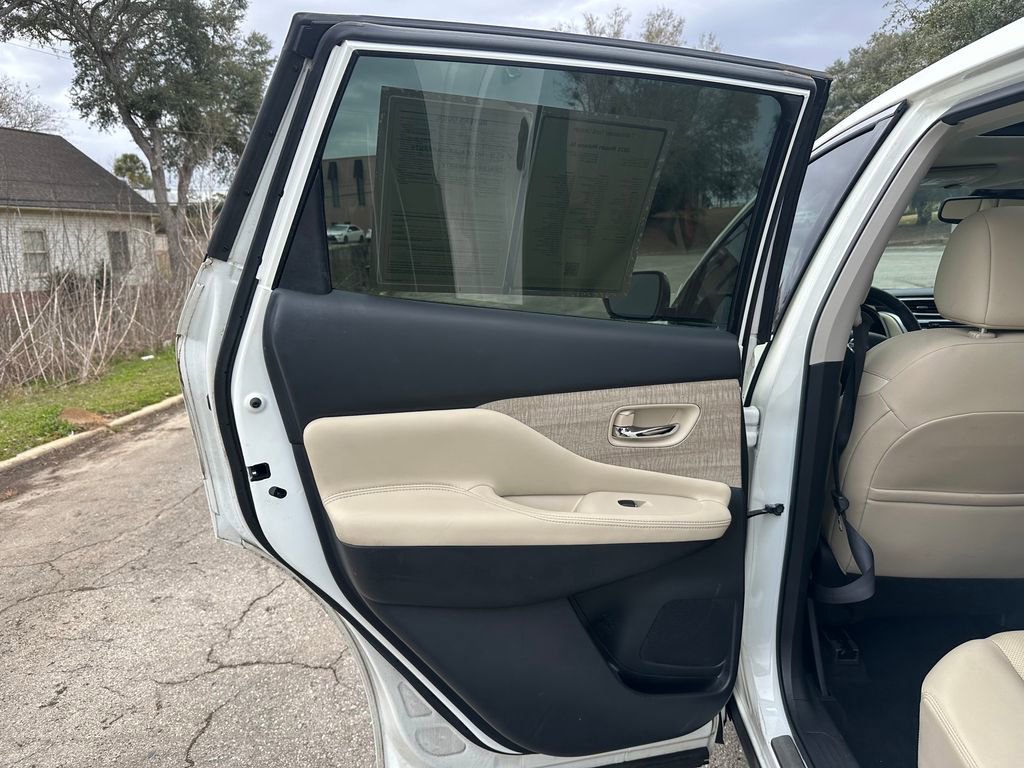 Used 2021 Nissan Murano SL w/ SL Moonroof Package image 24