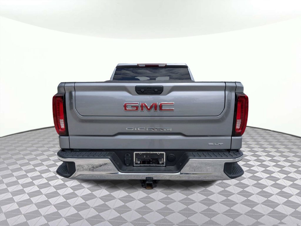 Used 2025 GMC Sierra 1500 SLT RWD image 4