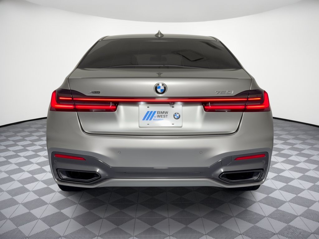 Used 2022 BMW 750i xDrive w/ Executive Package AWD/4WD image 11