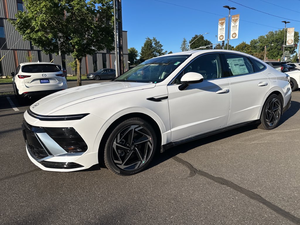 New 2026 Hyundai Sonata SEL AWD/4WD image 2