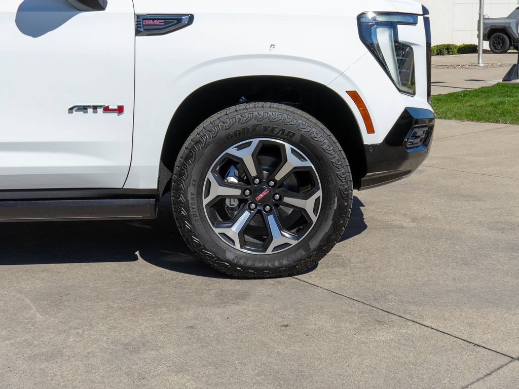 New 2026 GMC Yukon AT4 w/ AT4 Premium Plus Package AWD/4WD image 37