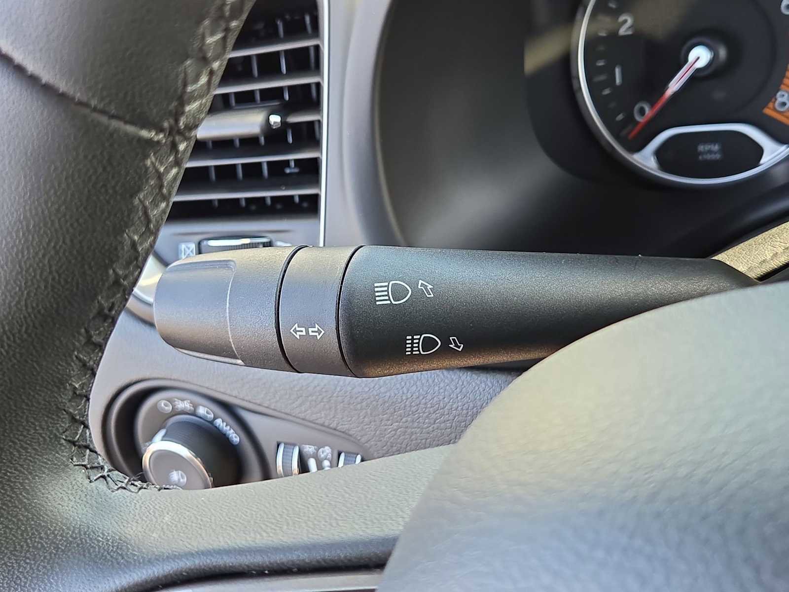 Used 2022 Jeep Renegade Latitude image 27