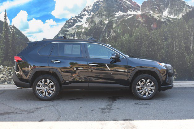 Certified 2023 Toyota RAV4 Limited w/ Limited Grade Weather Package AWD/4WD image 2