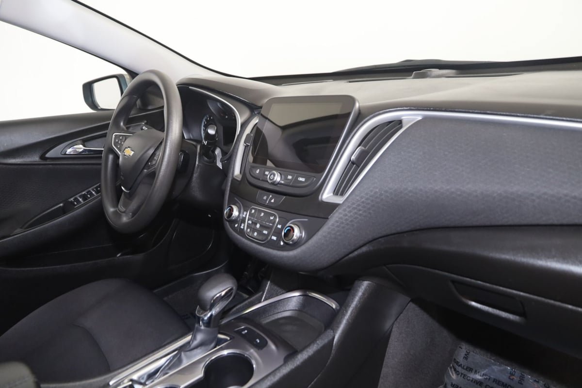 Used 2024 Chevrolet Malibu LT FWD image 36