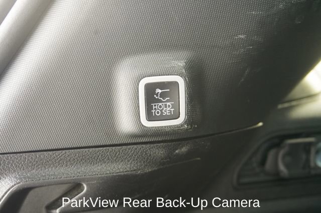 Used 2023 Jeep Grand Cherokee Altitude image 6