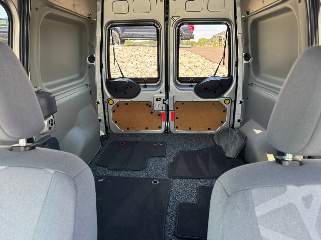 Used 2010 Ford Transit Connect XLT FWD image 19