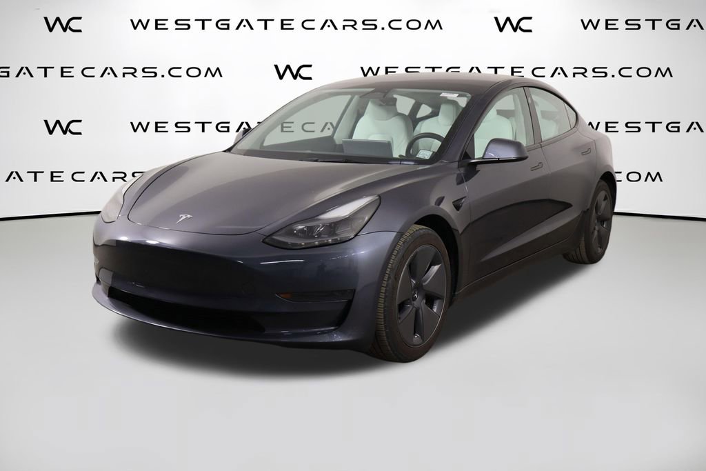 Used 2023 Tesla Model 3 Standard Range RWD image 1