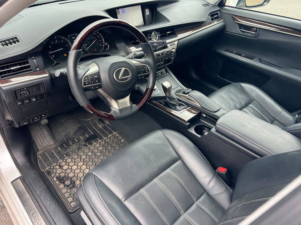 Used 2017 Lexus ES 350 FWD image 17