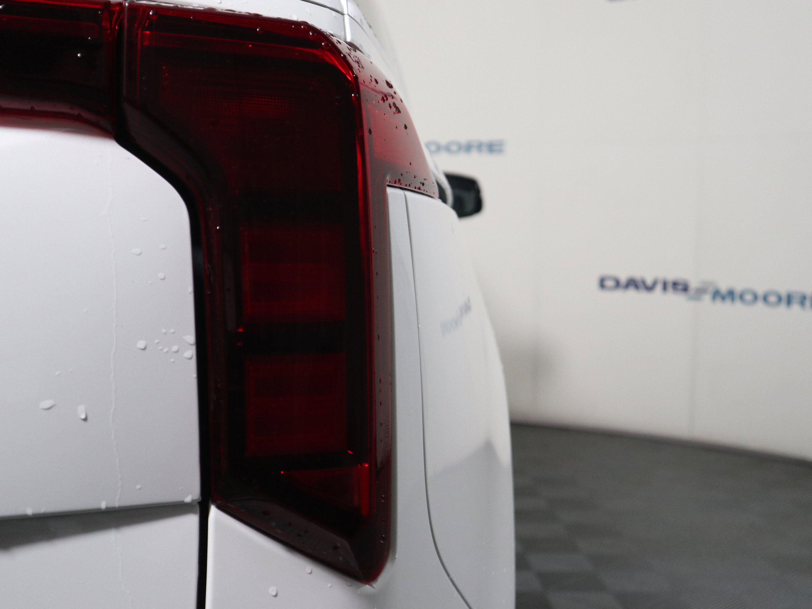 Used 2025 Kia Carnival image 6