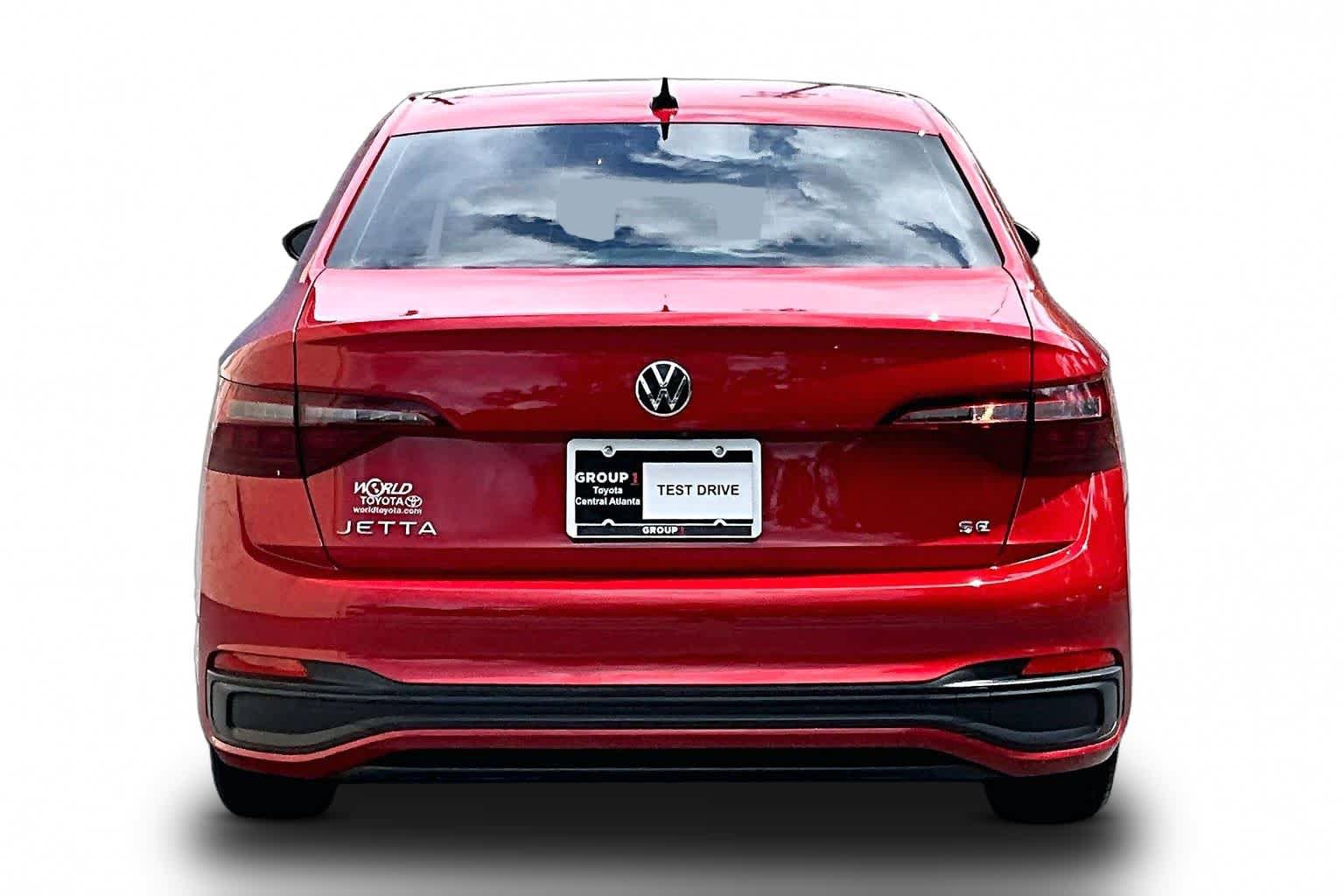 Used 2023 Volkswagen Jetta SE FWD image 5