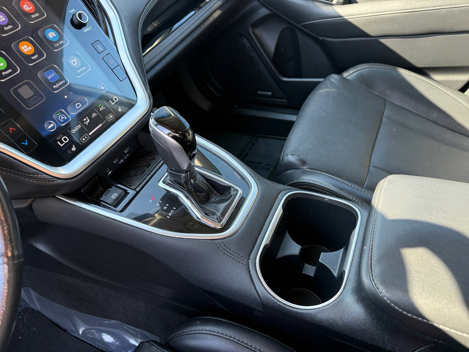 Used 2021 Subaru Outback Limited image 13