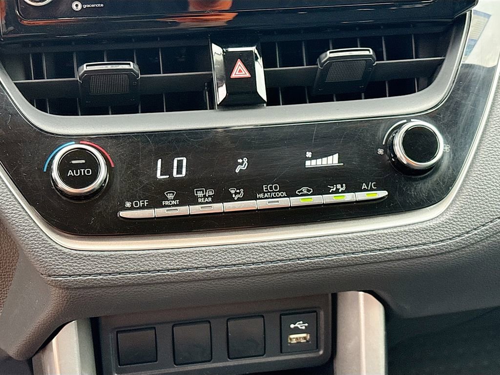 Used 2022 Toyota Corolla Cross LE w/ Black Badges Package (TMS) image 16