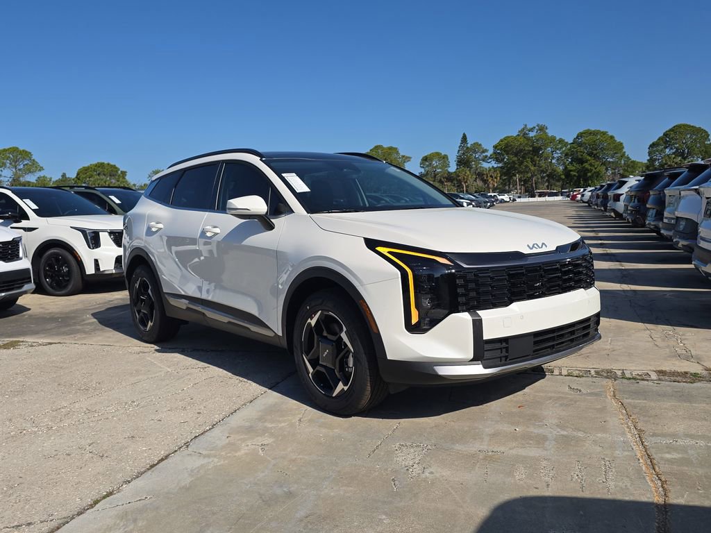 New 2026 Kia Sportage EX image 2