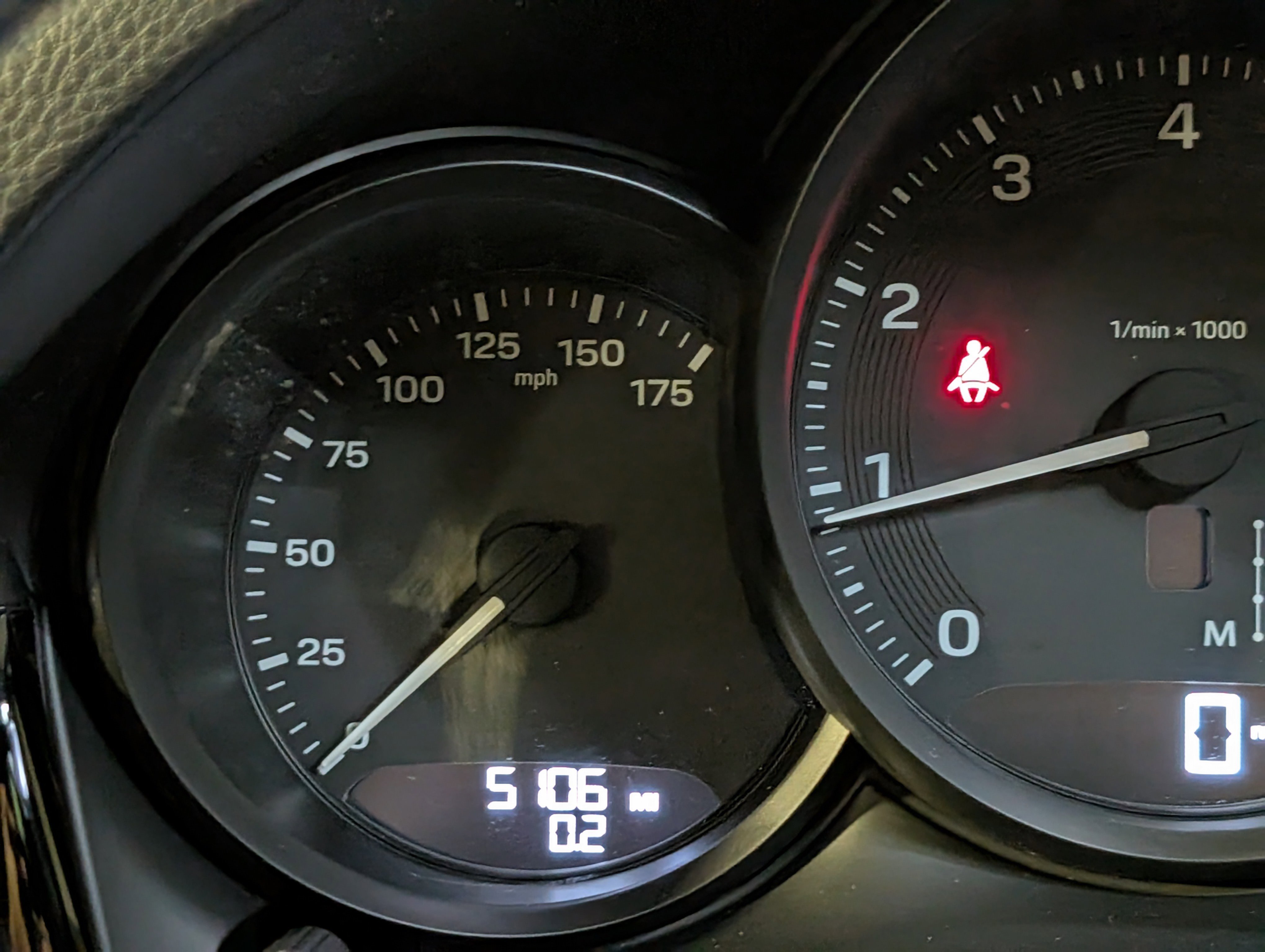 Certified 2025 Porsche Macan image 32