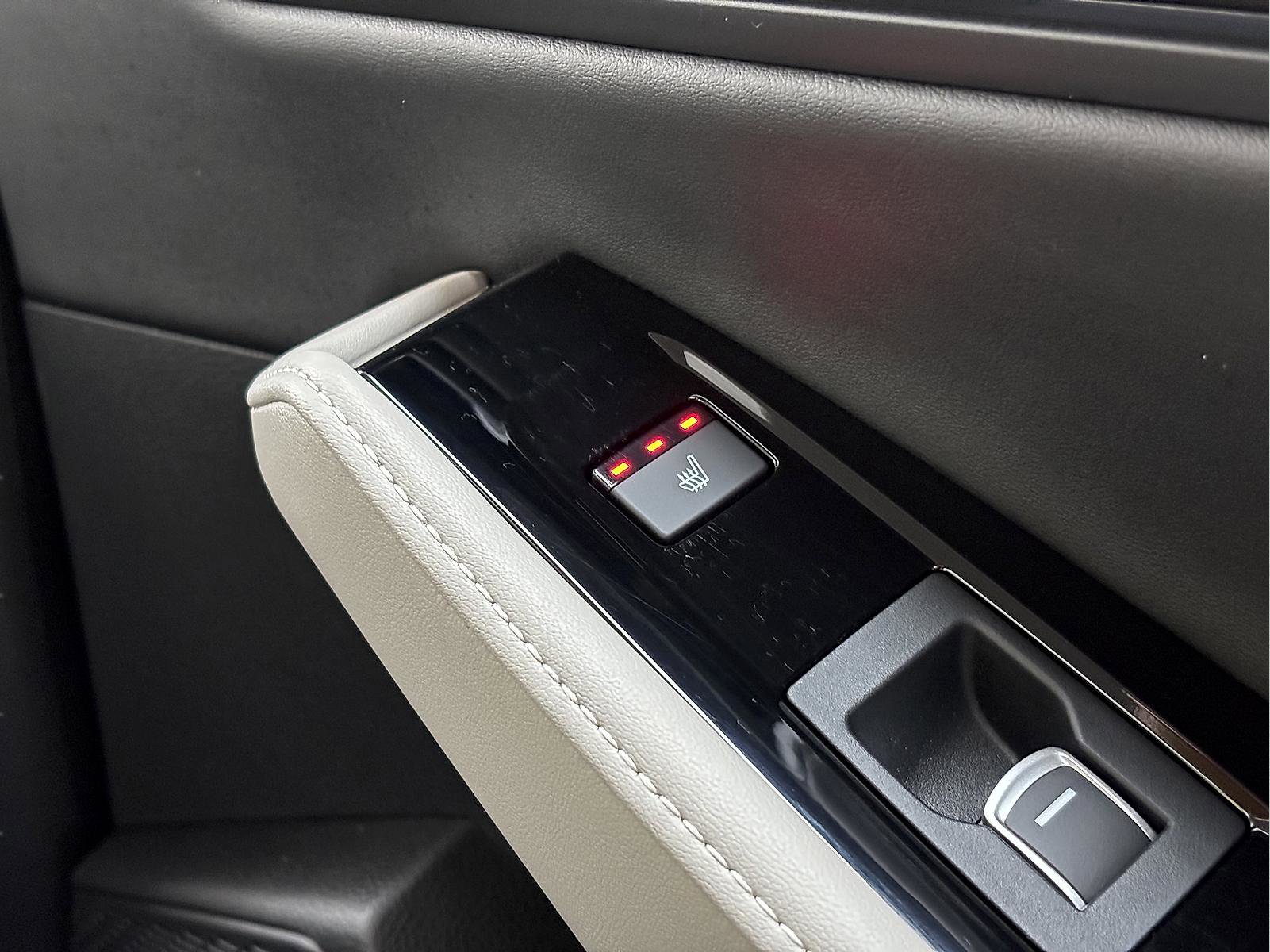 Certified 2025 Honda Accord Touring image 31
