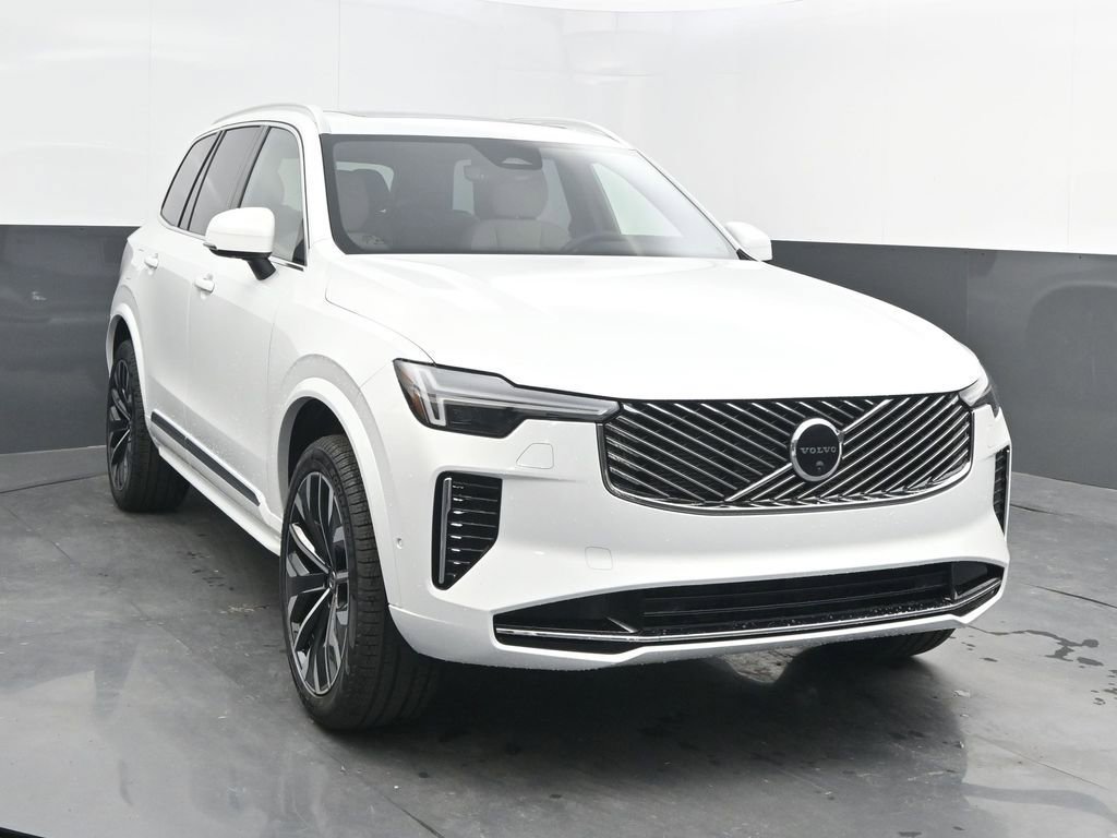 New 2026 Volvo XC90 B5 Plus w/ Protection Package image 9