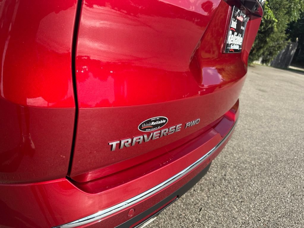 Used 2019 Chevrolet Traverse Premier w/ LPO, Floor Liner Package AWD/4WD image 42