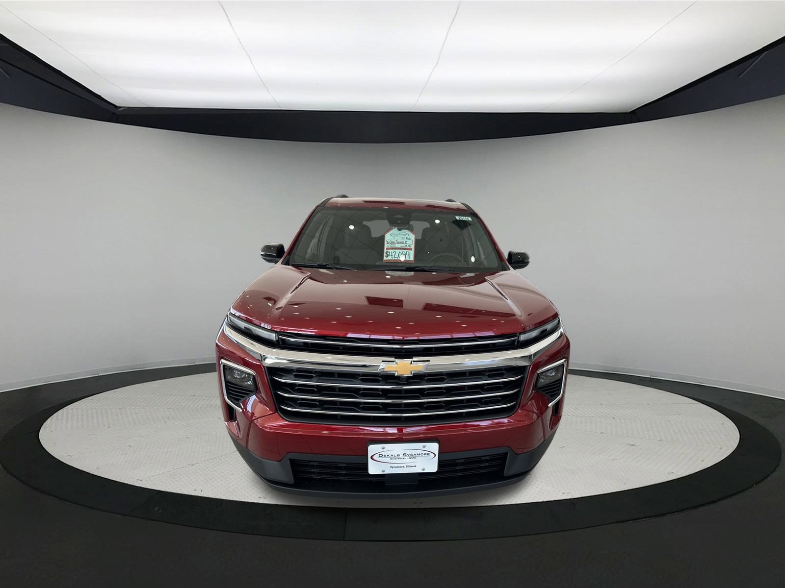 New 2026 Chevrolet Traverse LT image 2