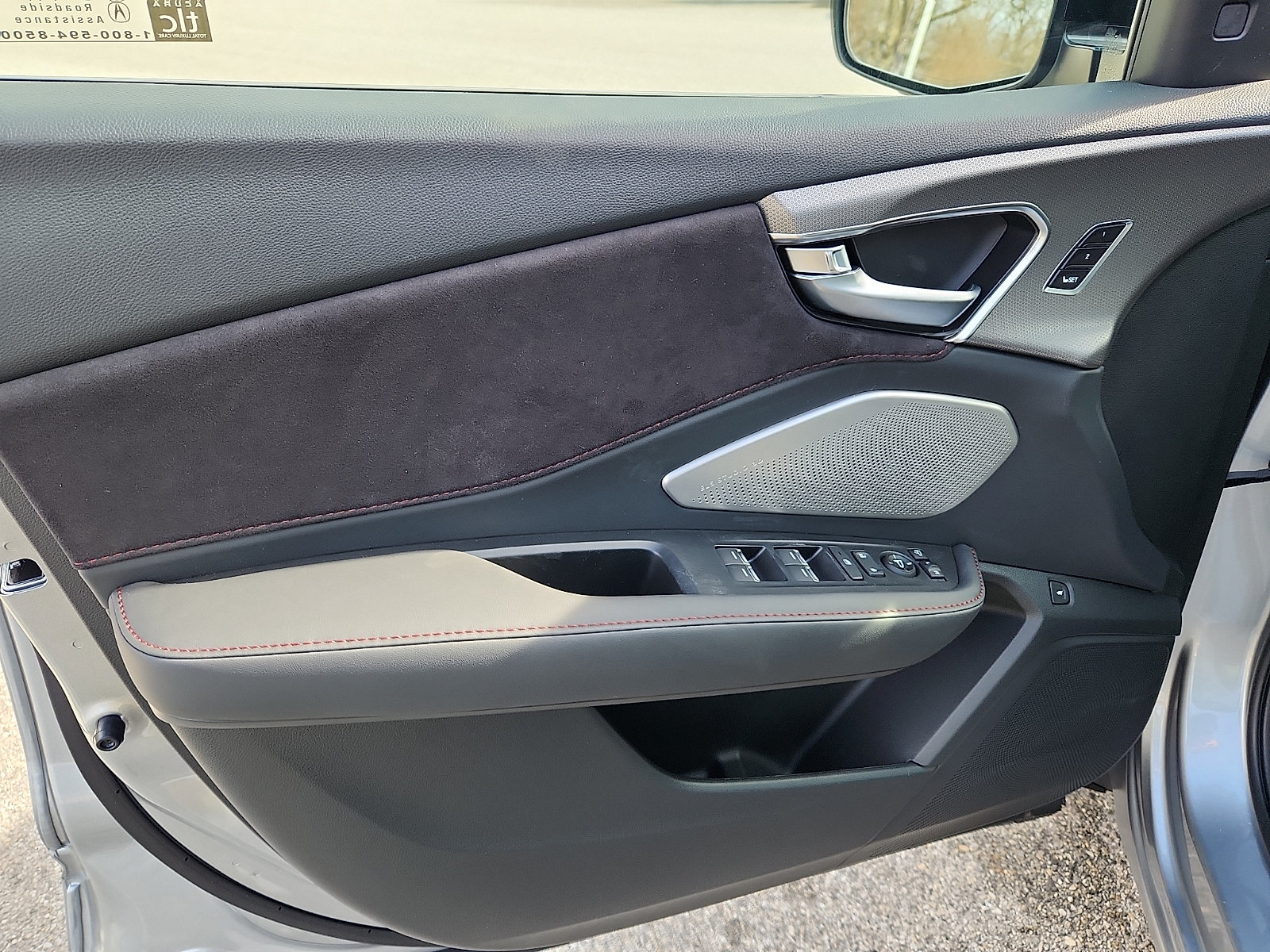 New 2026 Acura RDX w/ Advance Package AWD/4WD image 8
