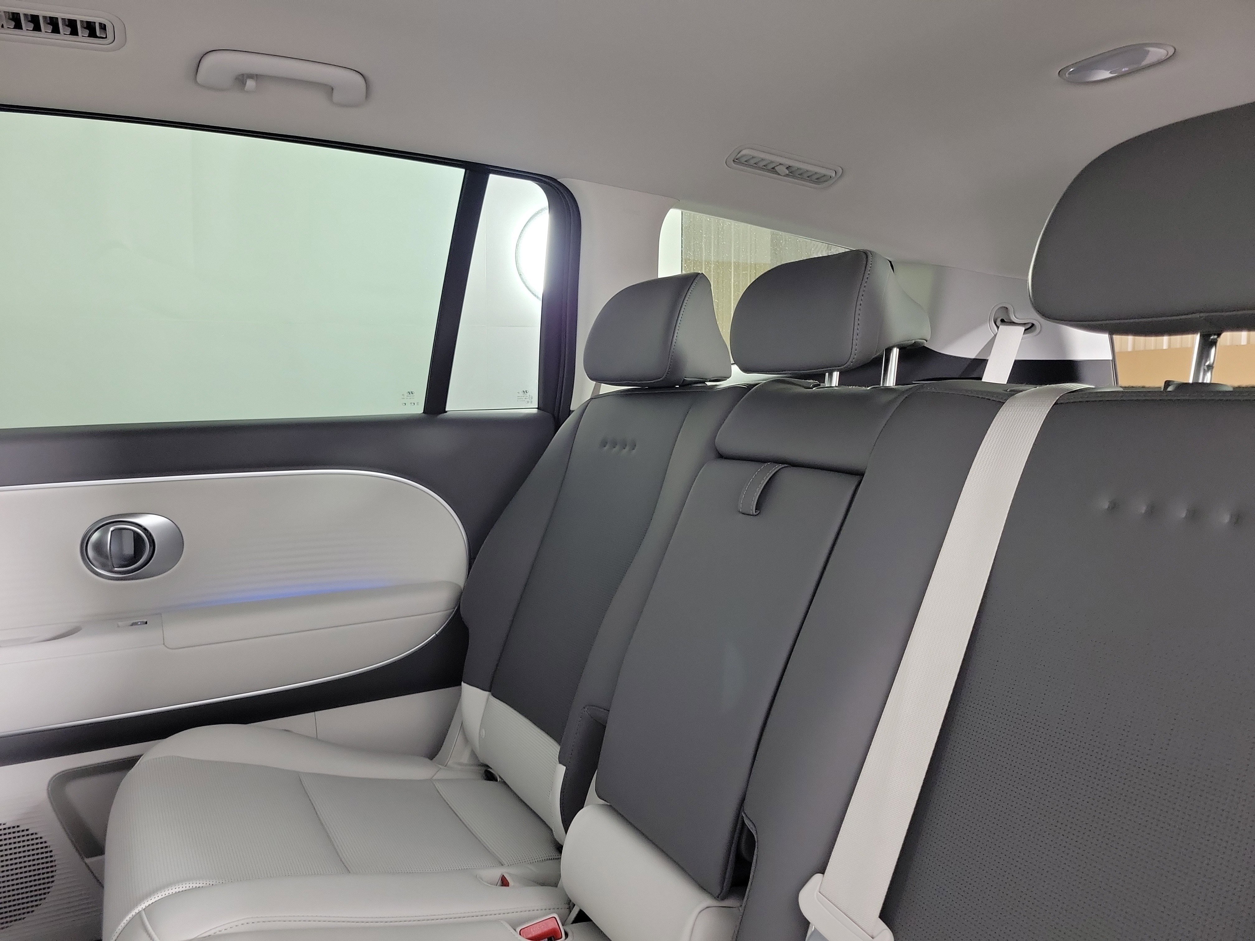 New 2026 Hyundai Ioniq 9 SEL image 32