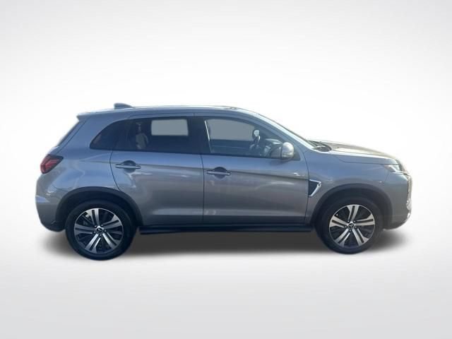 Used 2025 Mitsubishi Outlander Sport SE AWD/4WD image 6