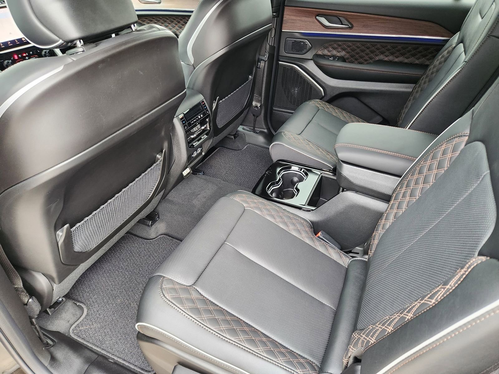 New 2025 Jeep Grand Cherokee L Summit w/ Obsidian Package image 23