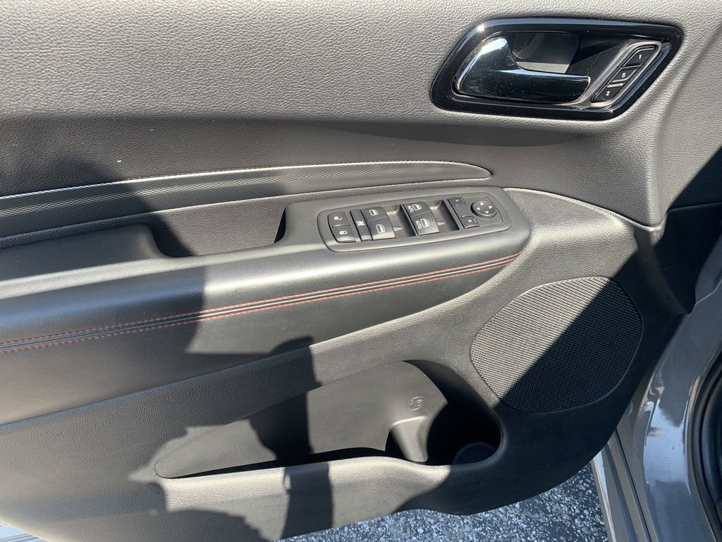 Used 2025 Dodge Durango GT AWD/4WD image 16