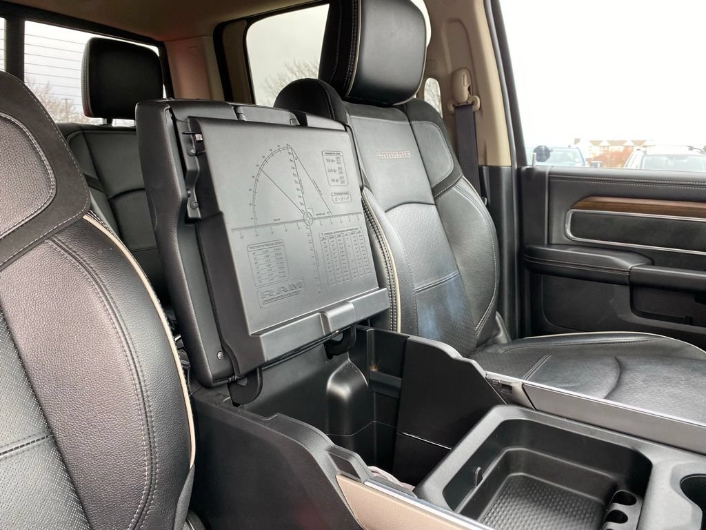 Used 2022 RAM 3500 Laramie AWD/4WD image 36