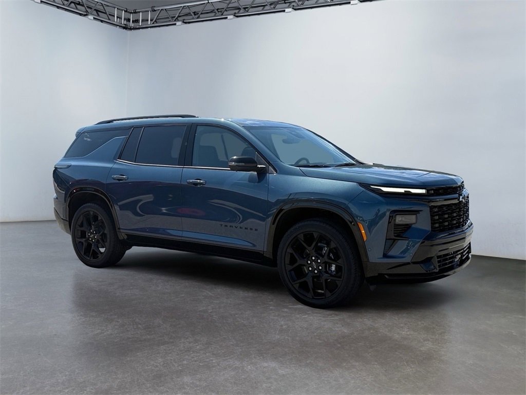 New 2026 Chevrolet Traverse RS w/ LPO, Floor Liner Package