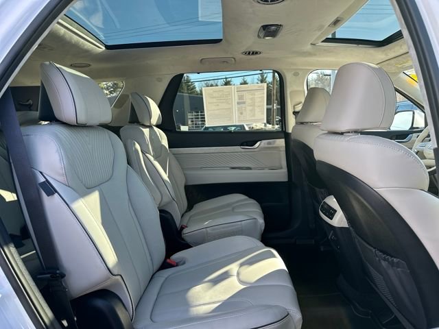 Used 2025 Hyundai Palisade Calligraphy image 23
