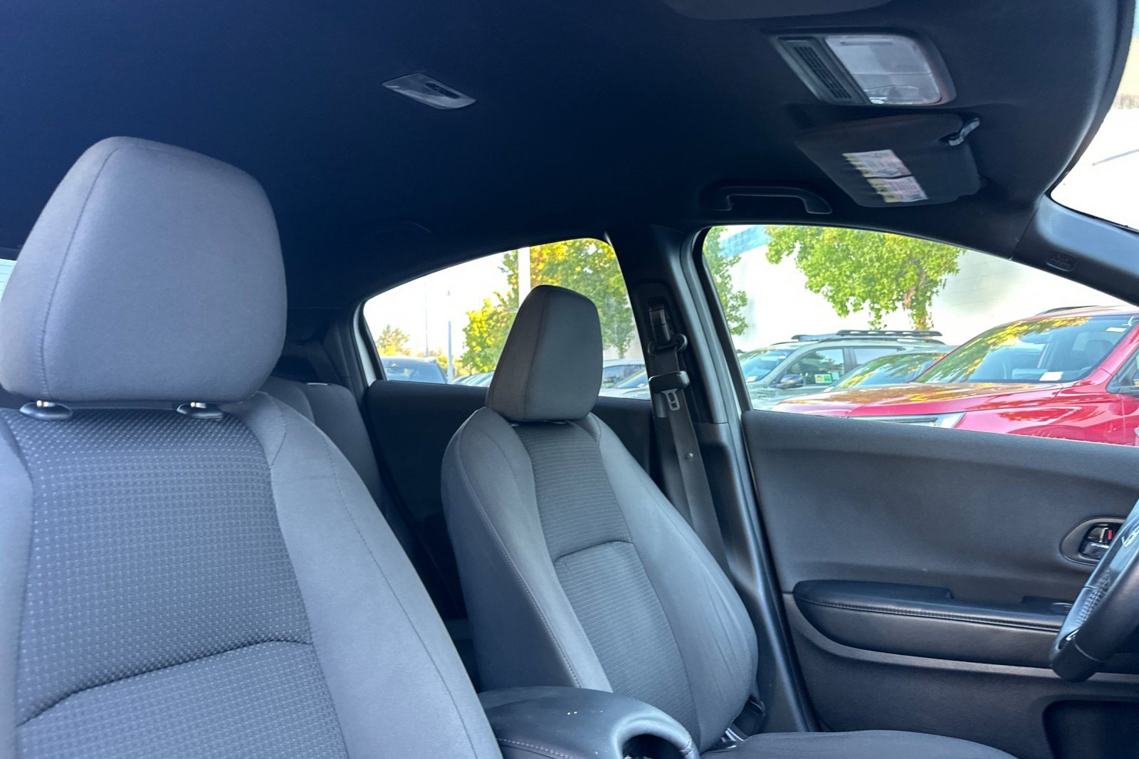 Used 2022 Honda HR-V Sport image 32