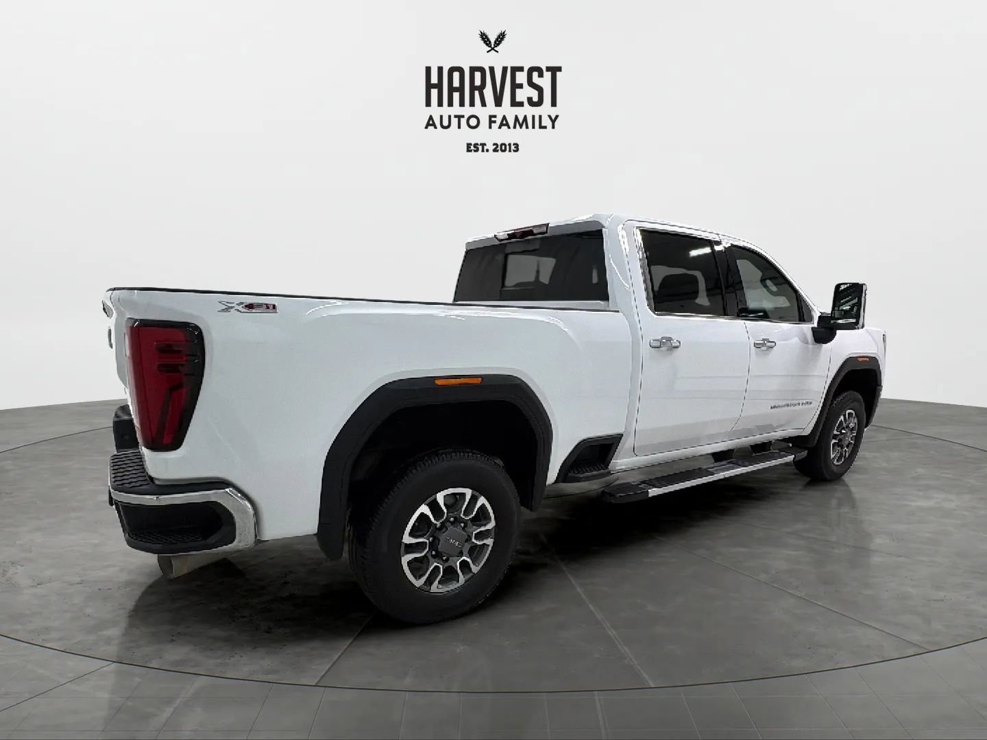 Used 2024 GMC Sierra 2500 SLT w/ SLT Convenience Package image 7