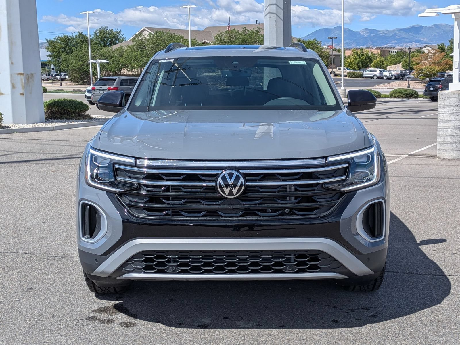 New 2026 Volkswagen Atlas Peak Edition AWD/4WD image 8